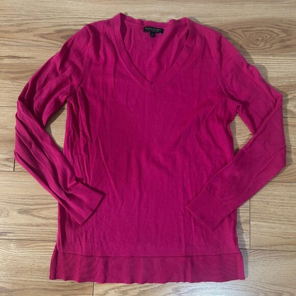 Banana Republic Sweaters - Banana Republic Pullover Womens M 100% Merino Wool Sweater Lightweight Knit Pink